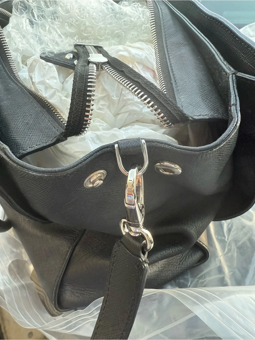 Salvatore Ferragamo GG 21F271 Black Leather Gancini Tote Satchel Shoulder Bag